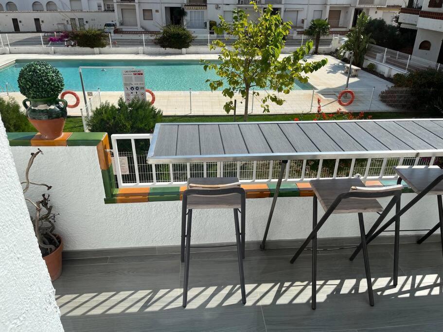 Le Canola Empuriabrava Port - 45M2 - Vue Piscine - Plage Centrale 500M- Parking Prive Gratuit ภายนอก รูปภาพ