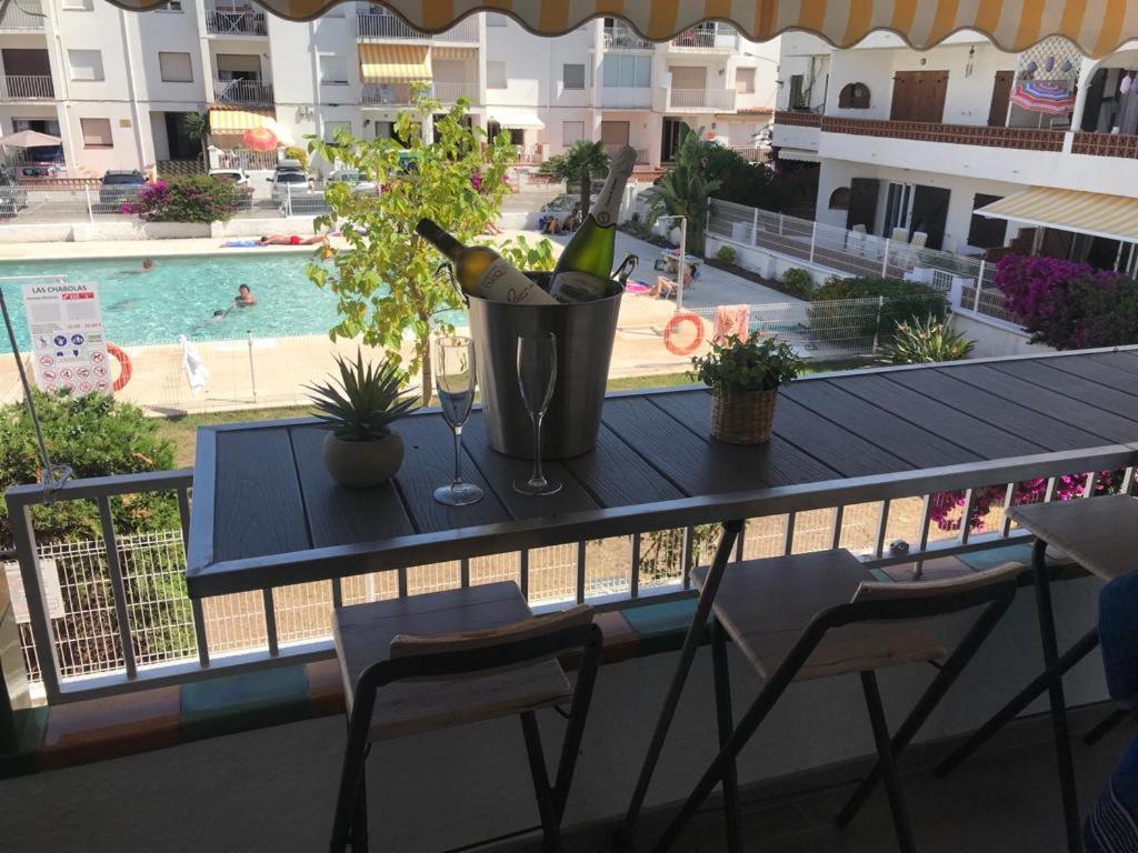 Le Canola Empuriabrava Port - 45M2 - Vue Piscine - Plage Centrale 500M- Parking Prive Gratuit ภายนอก รูปภาพ